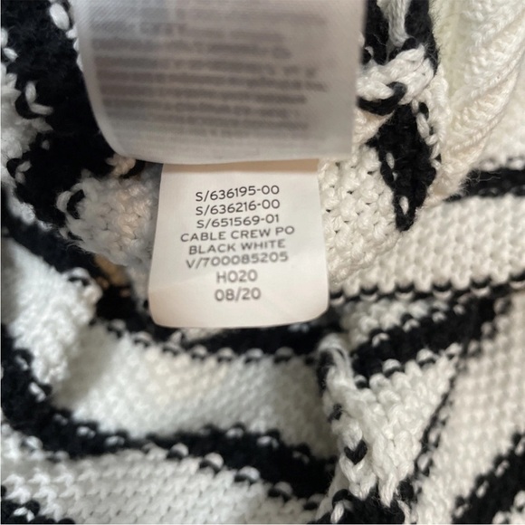 Gap Black & White Striped Cable Knit Crewneck Sweater Women’s Size Medium Cotton - Picture 8 of 8